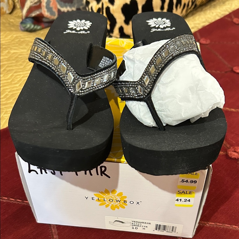 Yellow Box Black Beaded Wedge Thong Sandals sz 10 Veraneese